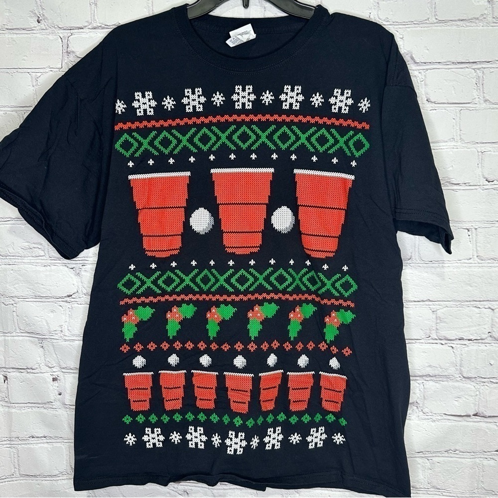 Beer Pong short sleeve graphic T-shirt